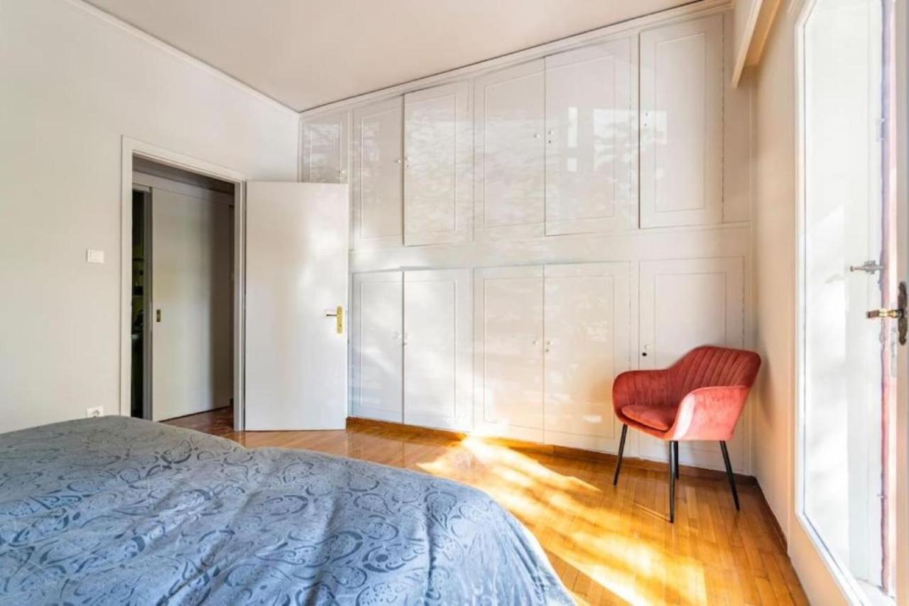 Spacious Renovated Flat In The Athens Riviera Exterior foto